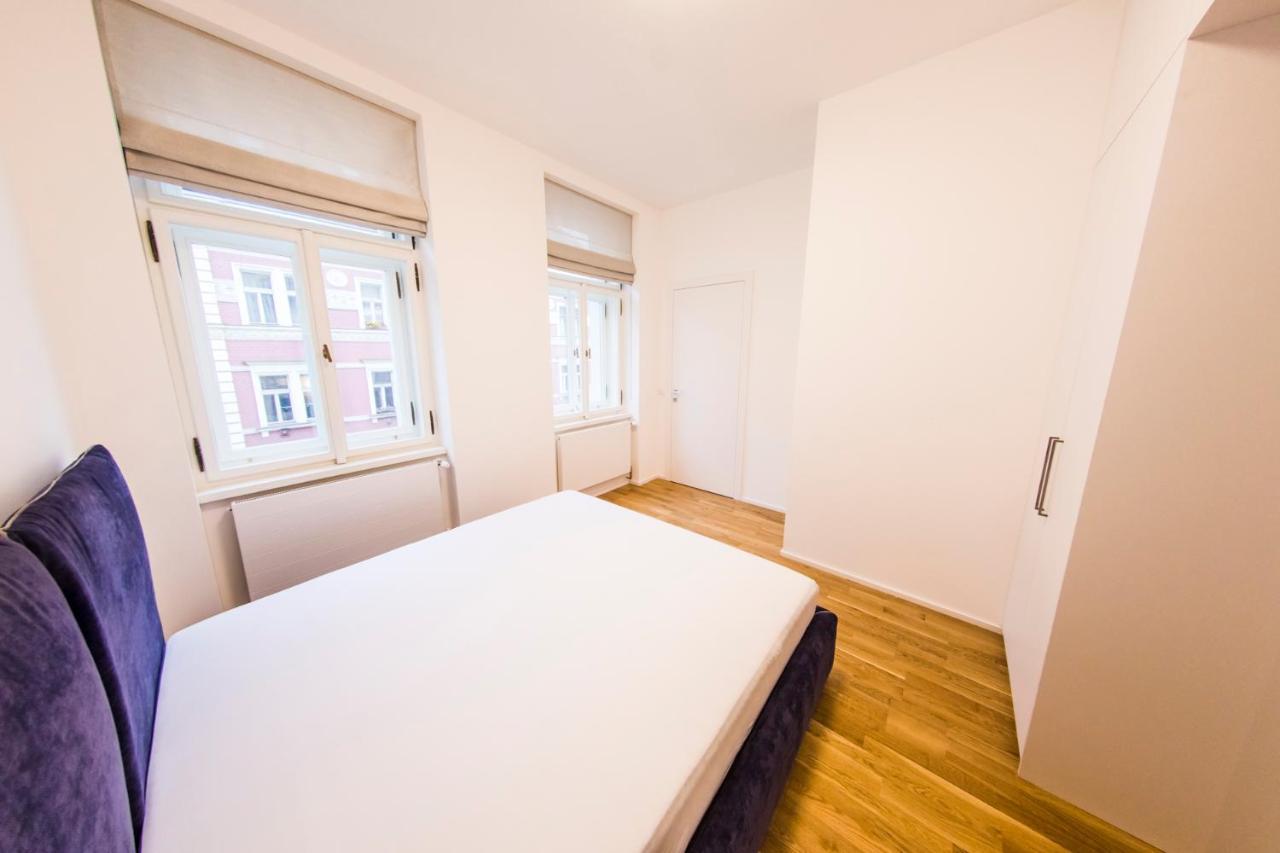 Residence "Gregorius" Prag Exteriör bild